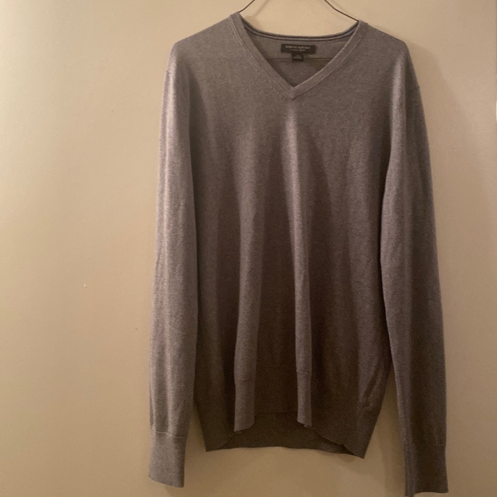 Banana Republic Luxury Blend Mens Size S. Gray Sweater.